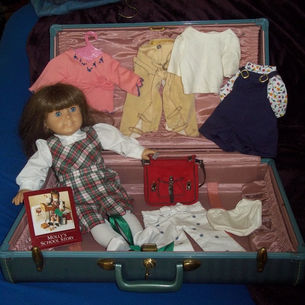 American Girl Pleasanton Just Like You  in Molly's School Outfit + more outfits